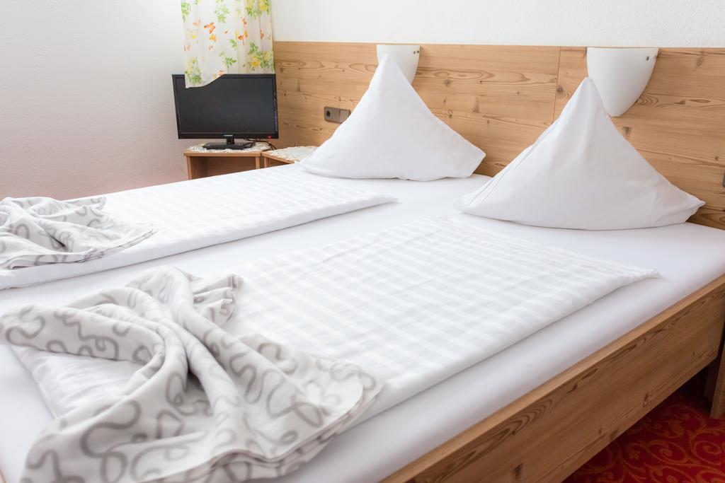 Hotel Olympia Axamer Lizum Room photo